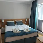 Atena Апартаменты *