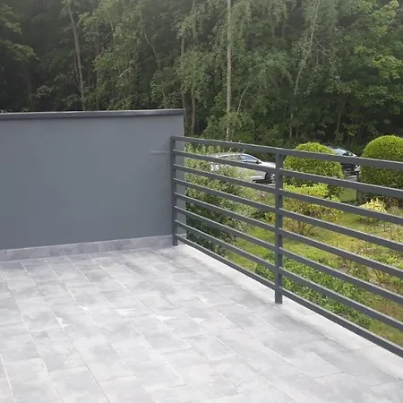 Atena アパート シフィノウイシチェ