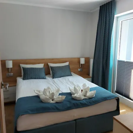 Atena アパート *