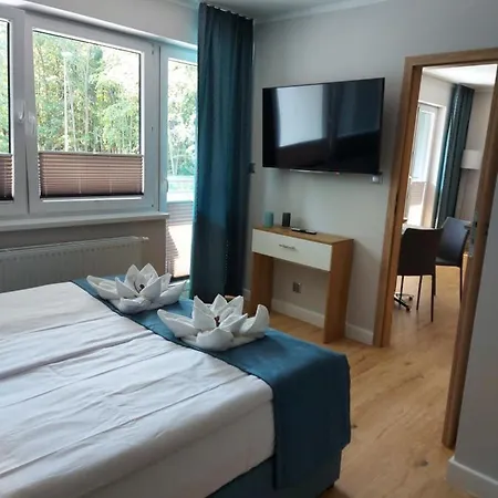 アパート Atena シフィノウイシチェ