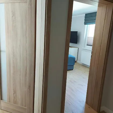 Atena アパート シフィノウイシチェ