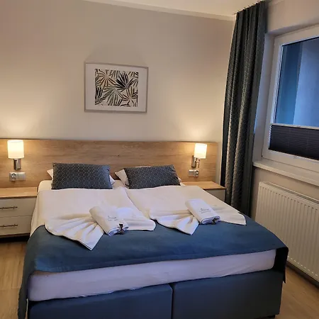 Atena シフィノウイシチェ